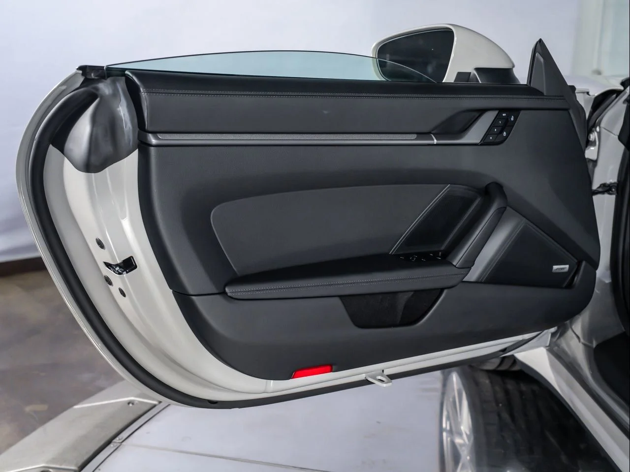 Used 2026  Porsche Carrera image 22