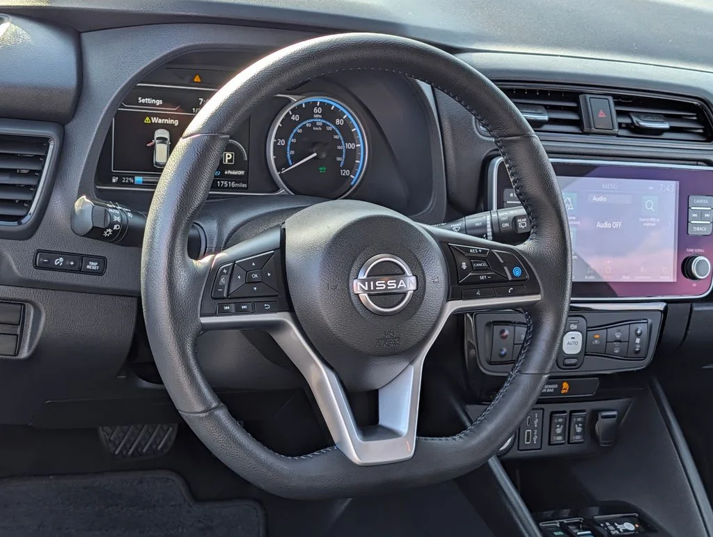 Used 2024 Gray Nissan SV Plus image 17