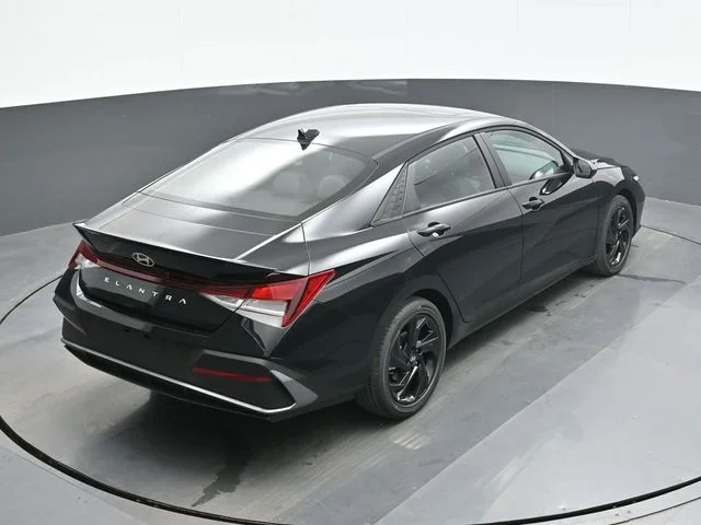New 2026 Black Hyundai SEL Sport image 17