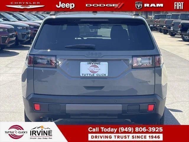 New 2026 Sting-Gray Clear-Coat Exterior Paint Jeep Laredo image 29
