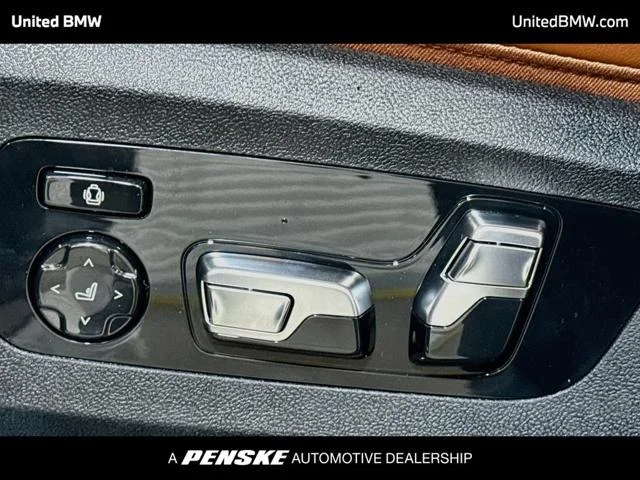 New 2026 Mineral White Metallic BMW X5 40i image 4