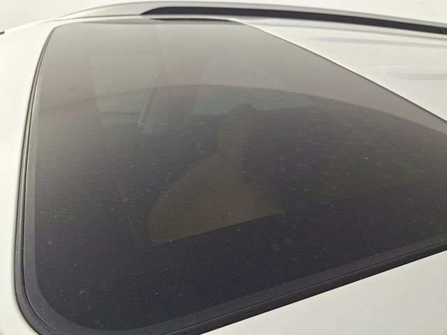 Used 2026 White Kia EX image 18