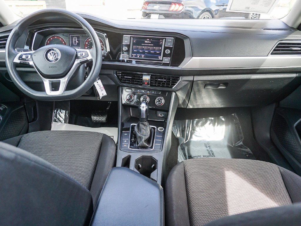 Used 2019 White Volkswagen 1.4T S image 14