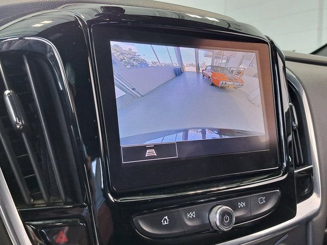 Used 2022 Red Chevrolet LT image 16