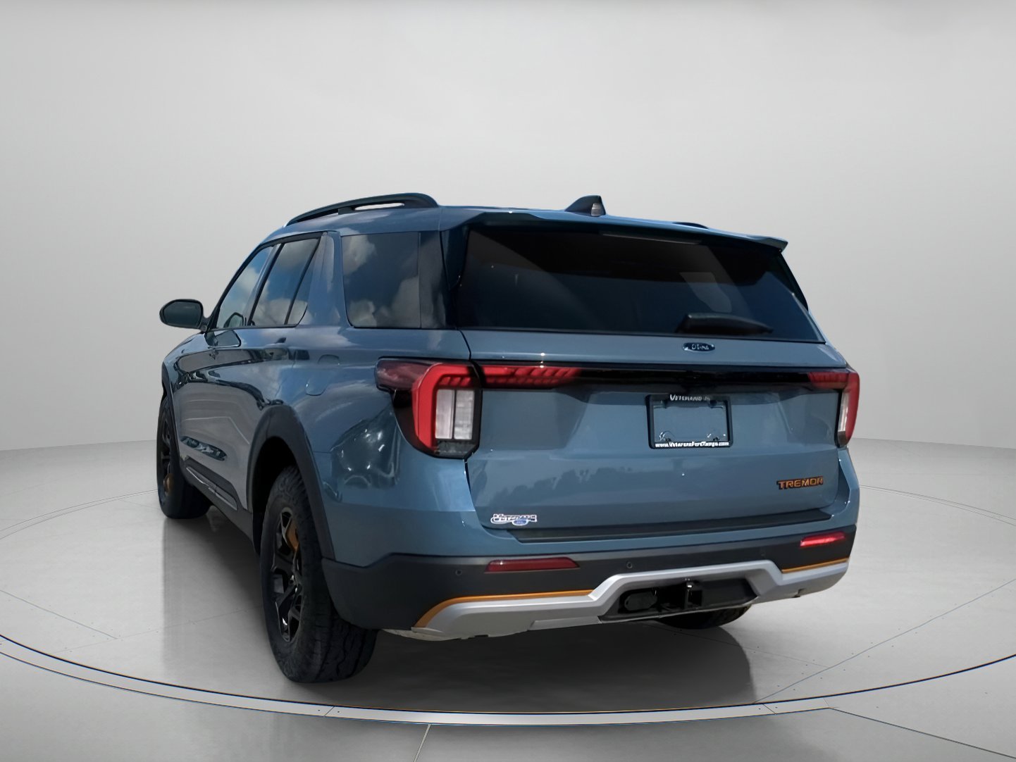 New 2026 Vapor Blue Metallic Ford Tremor® image 19