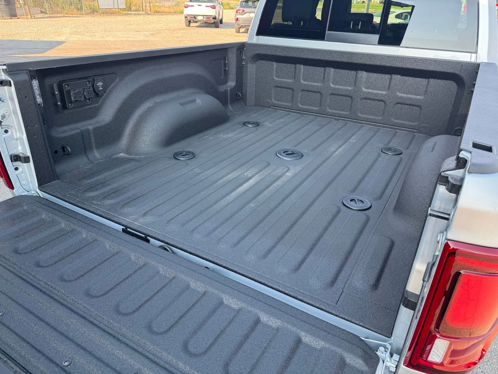 New 2026 Silver-Zynith Exterior Paint RAM Laramie image 8