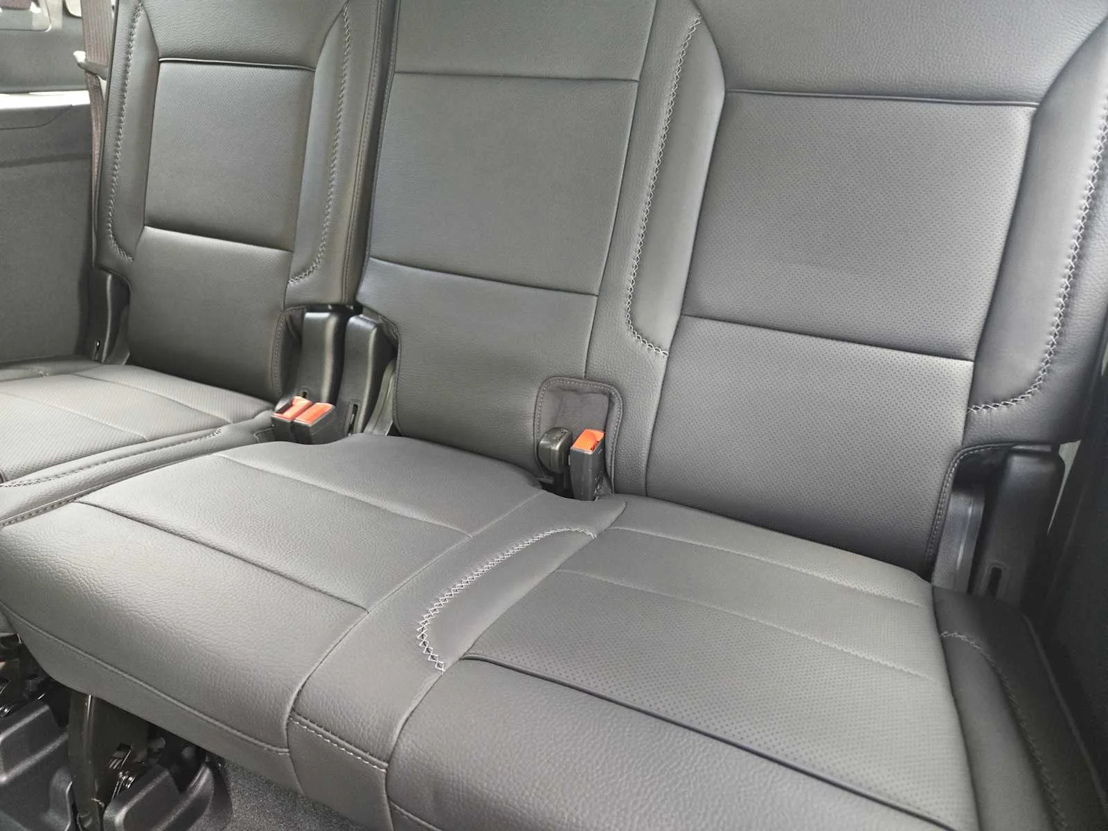 2026 GMC Yukon XL Denali - Photo 19