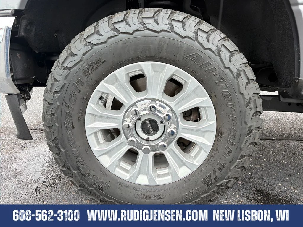 Used 2022 Gray Ford XLT image 24