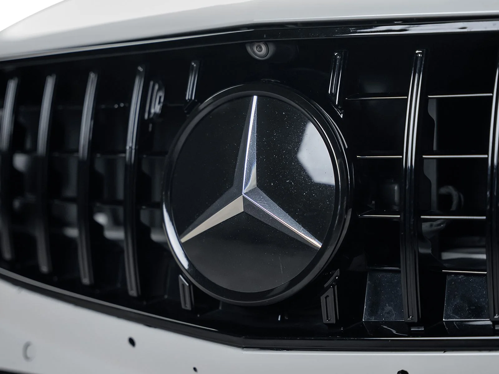 Used 2015 White Mercedes-Benz S 550 image 5
