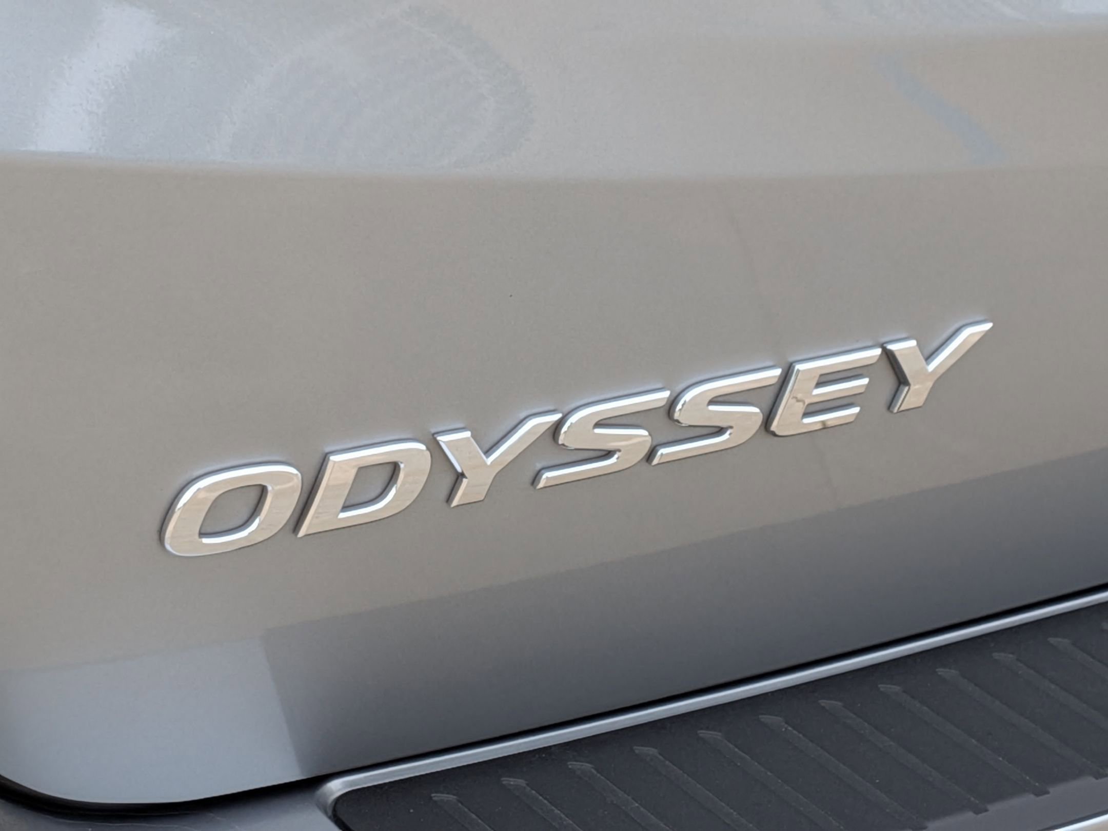 2025 Honda Odyssey Touring - Photo 29
