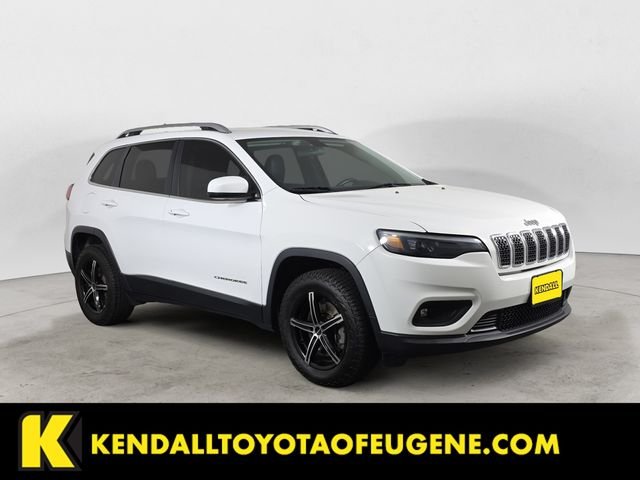 Used 2019 White Jeep Latitude Plus image 3