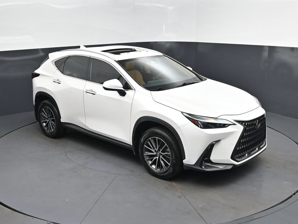 2025 Lexus NX 350 - Photo 36