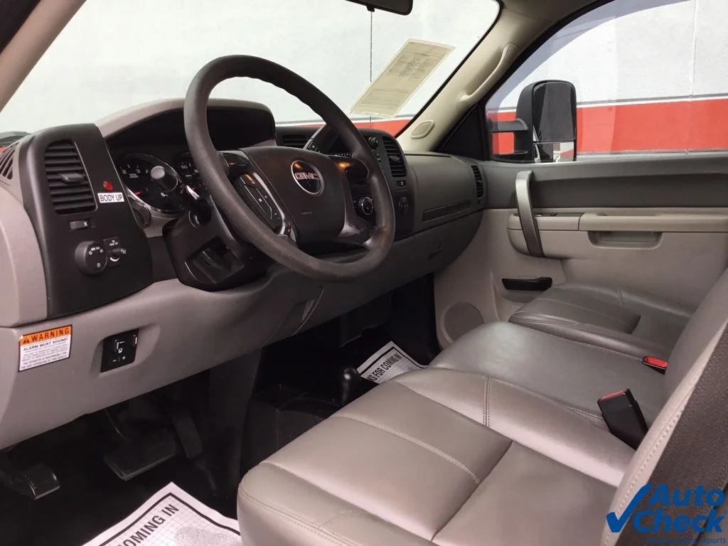 Used 2013 White GMC Work Truck image 42