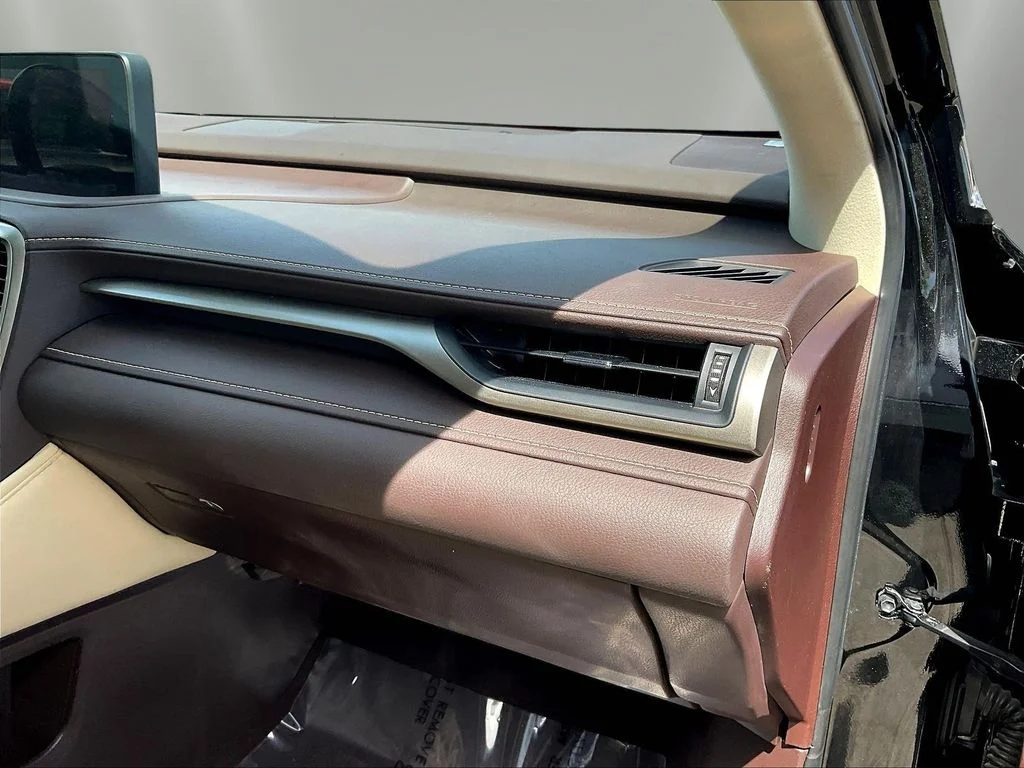 Used 2020 Obsidian Lexus 450h image 26