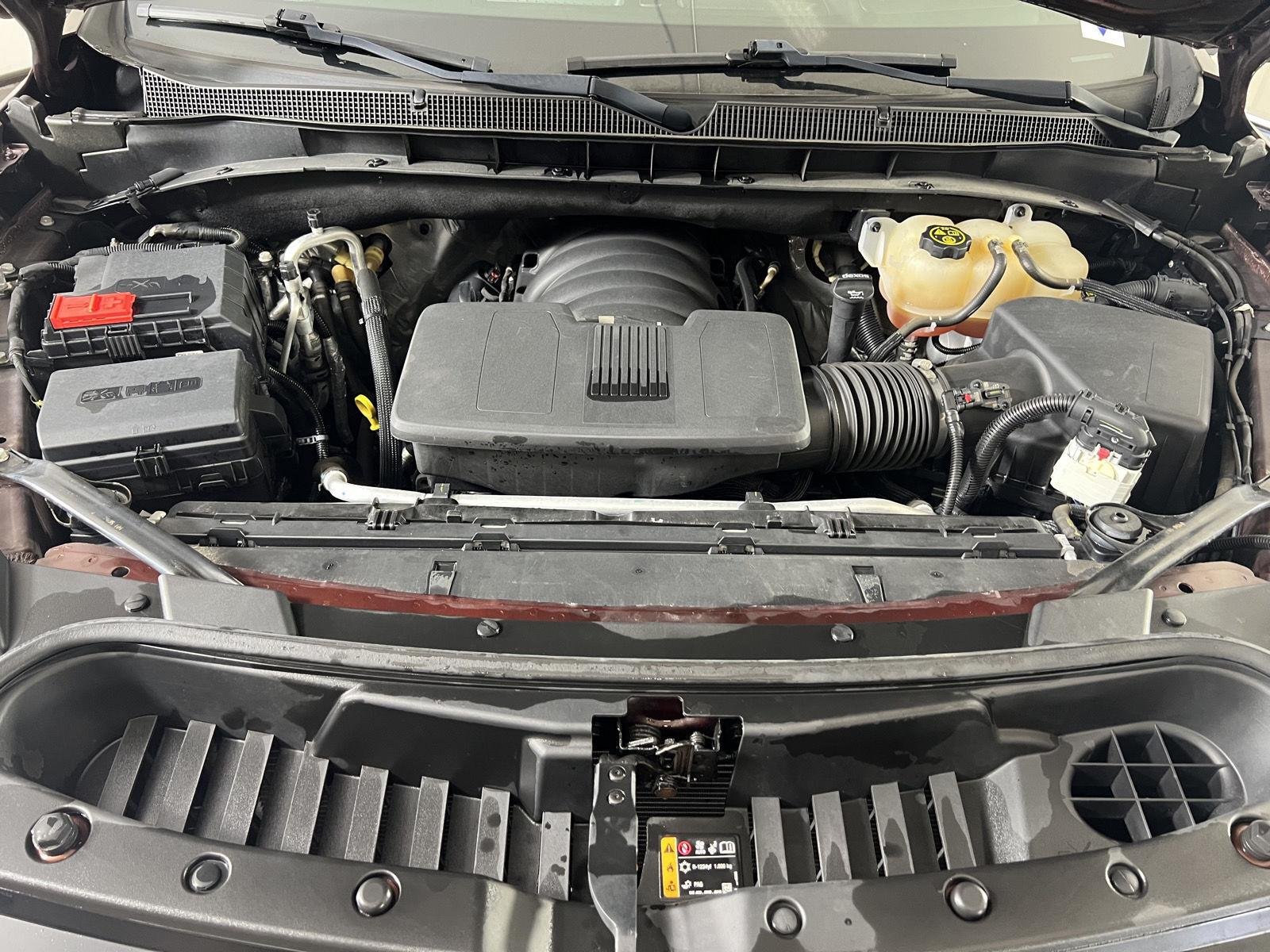 Used 2023 Auburn Metallic Chevrolet Premier image 36
