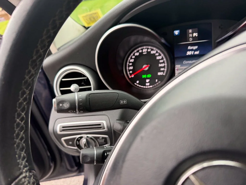 Used 2017 Blue Mercedes-Benz C 300 image 33