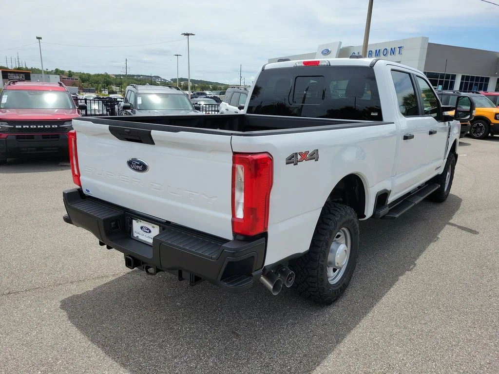 New 2026 Oxford White Ford F-350® XL image 5