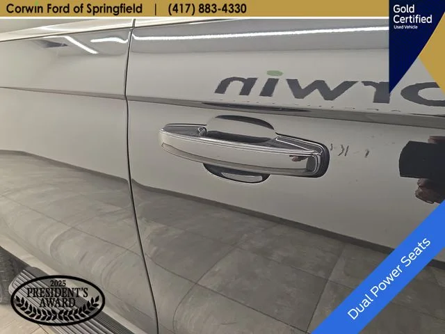 Certified Used 2025 Agate Black Metallic Ford Active image 9