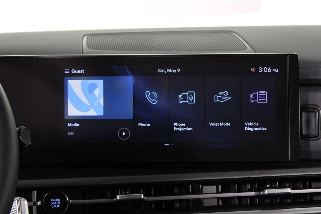 Used 2026 Black Hyundai SE image 9
