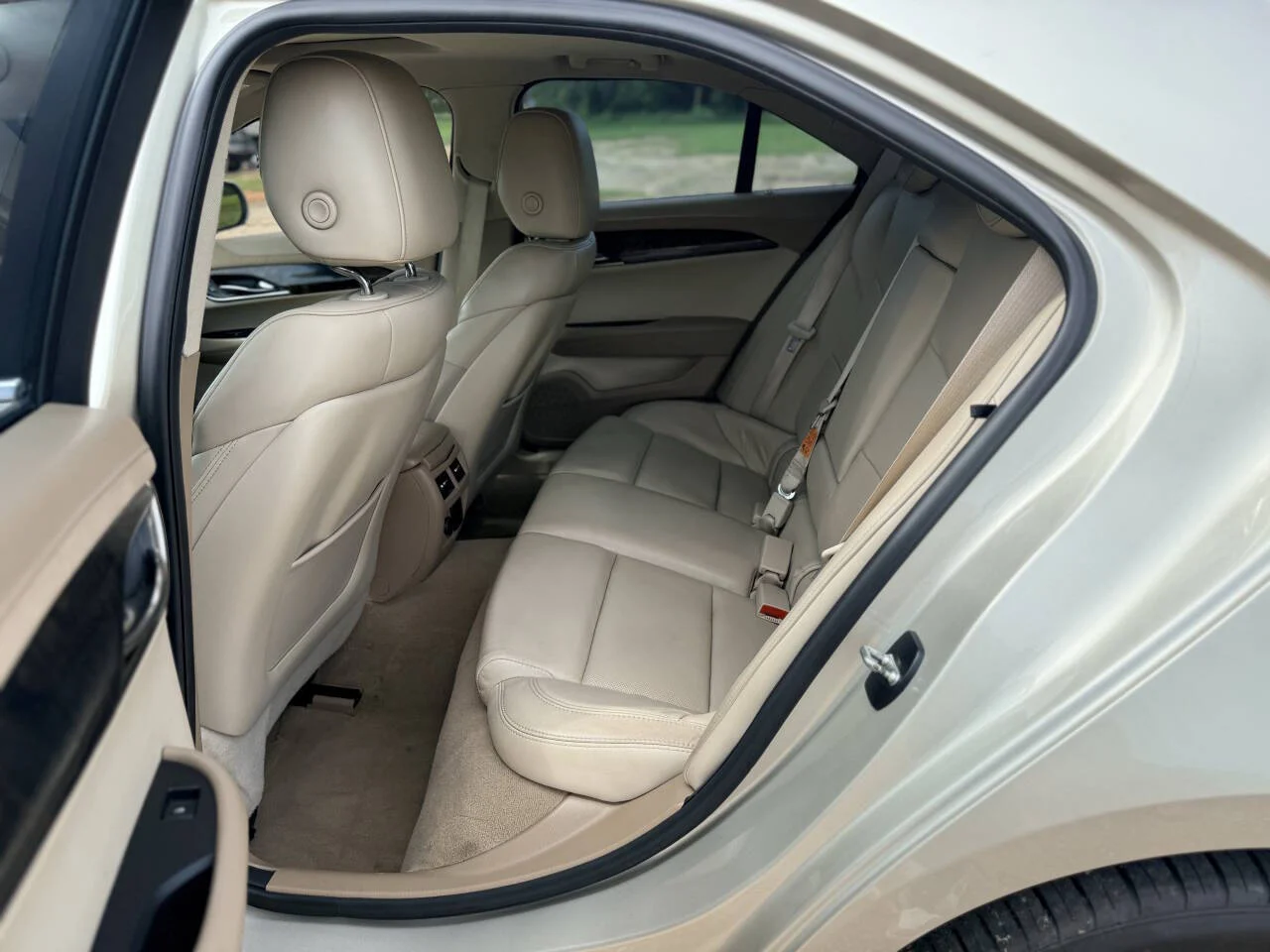 Used 2015 Champagne Cadillac 2.0T Luxury 4dr Sedan image 13