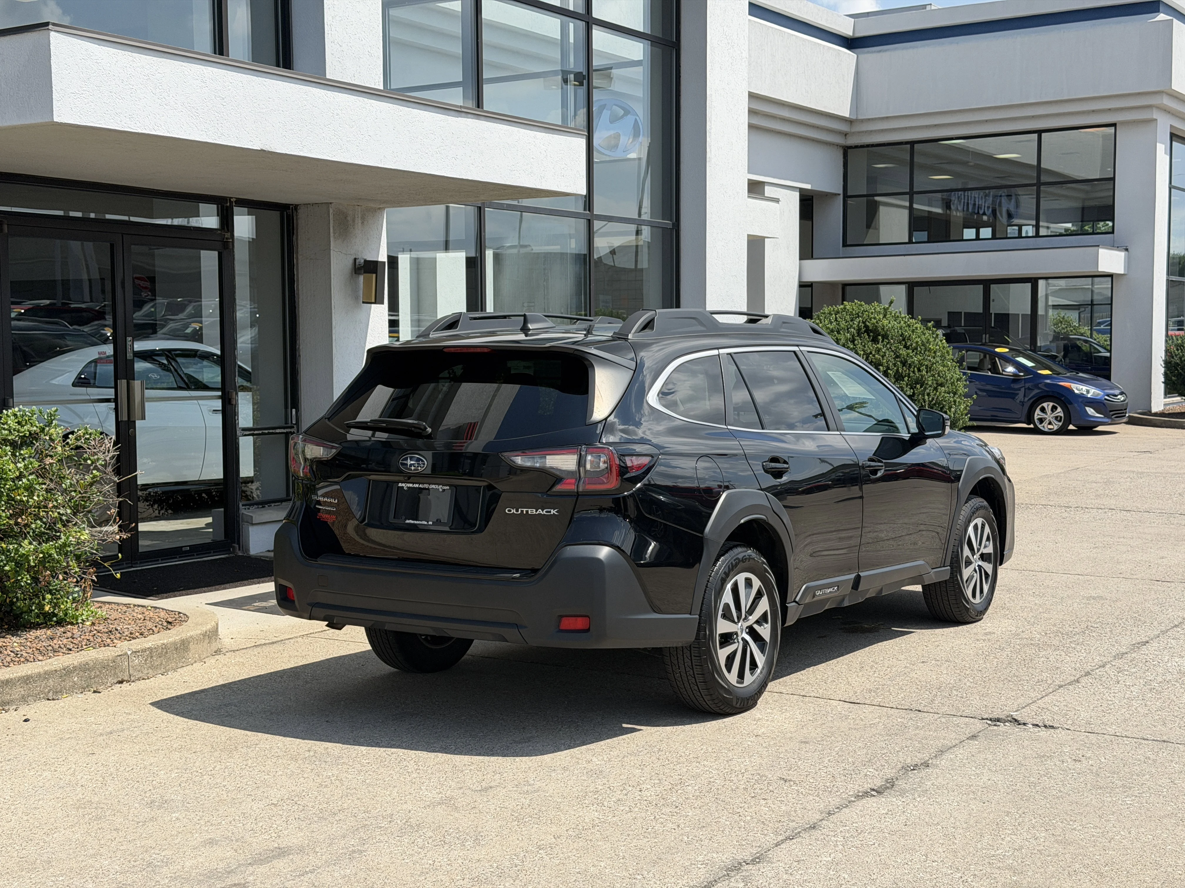 Used 2024 Crystal Black Silica Subaru Premium image 4