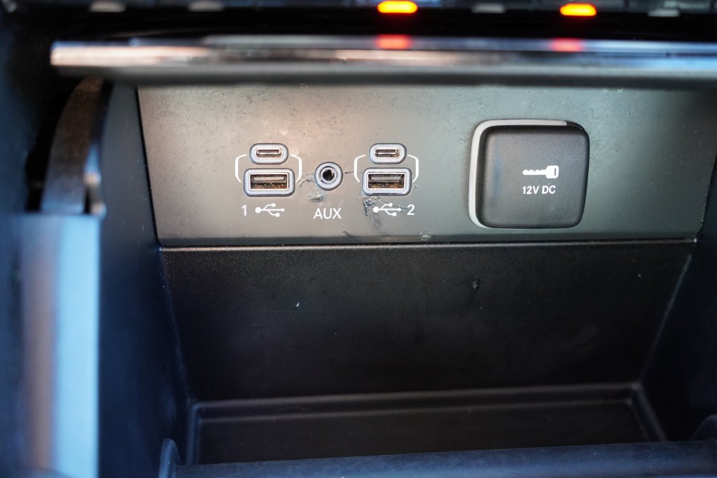 Used 2024 Gray Jeep 4xe image 33