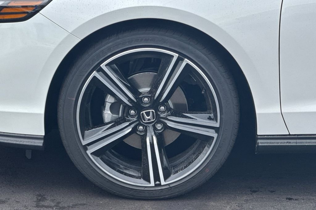 New 2026 Platinum White Pearl Honda SE image 24