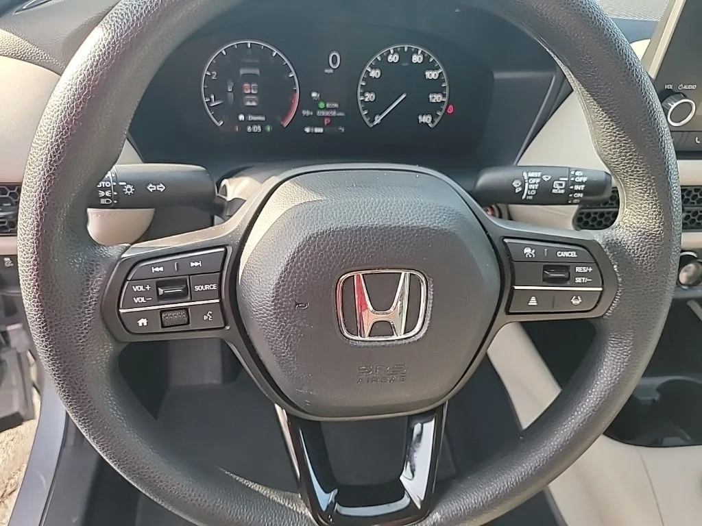 Used 2024  Honda LX image 8