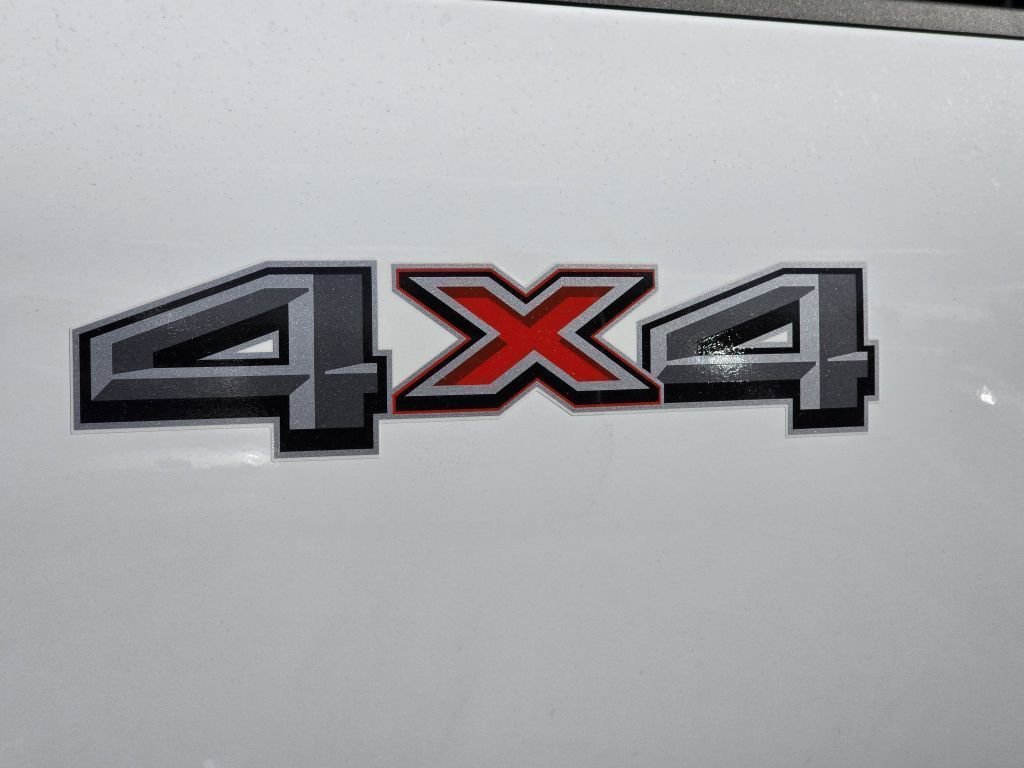 New 2026 Oxford White Ford XL image 20