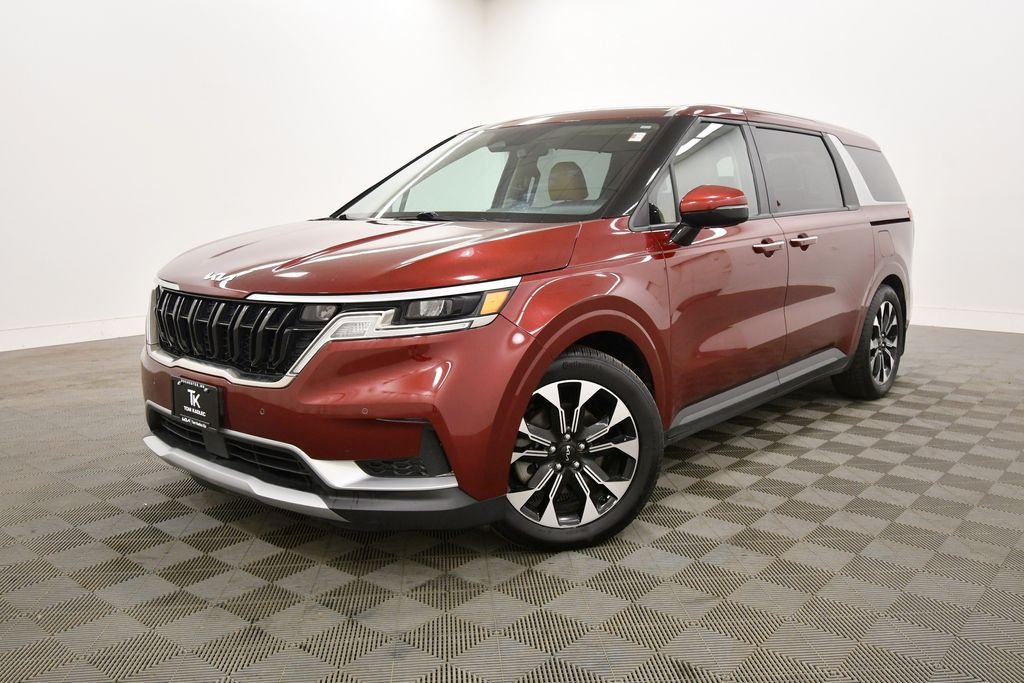 Used 2023 Kia Carnival EX with VIN KNDNC5H39P6225078 for sale in Rochester, Minnesota