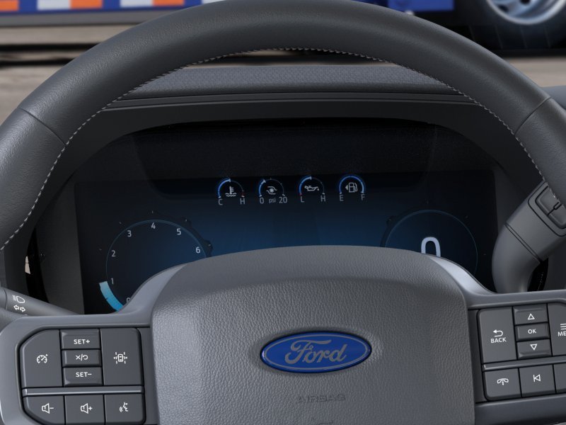 New 2026 Oxford White Ford XLT image 13