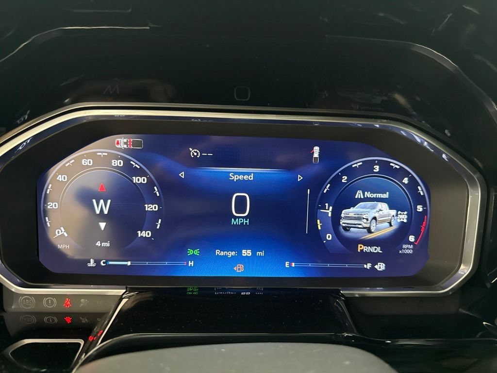 New 2026 Summit White Chevrolet LT image 10