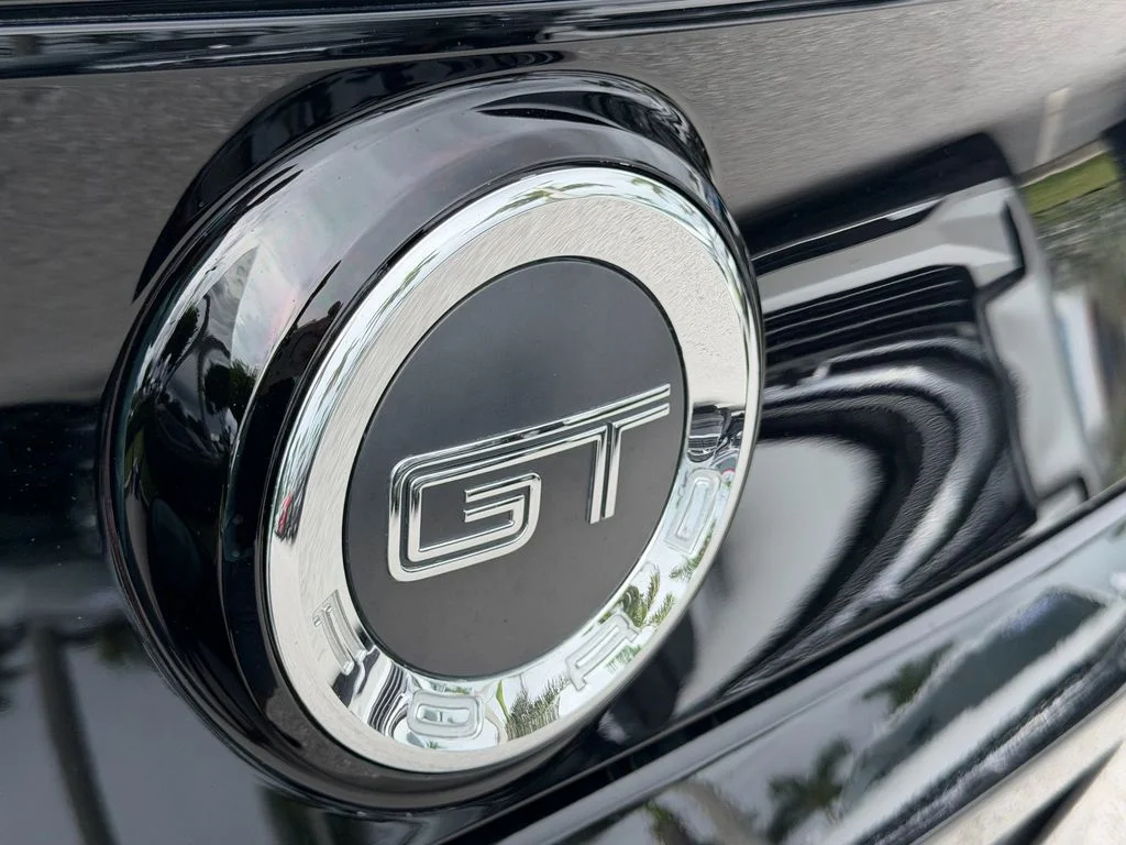 Used 2014 Black Ford GT Premium image 13