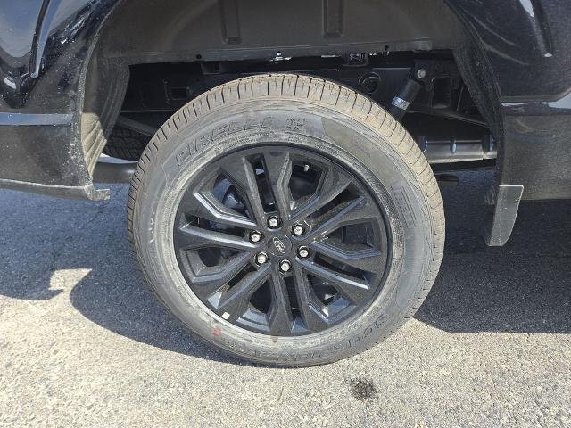 New 2026 Agate Black Metallic Ford XLT image 22