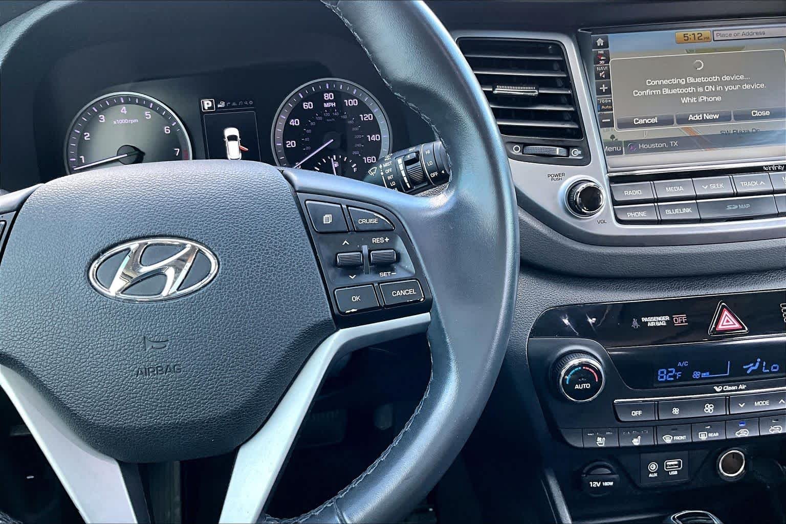 Used 2017 Coliseum Gray Hyundai Limited image 23