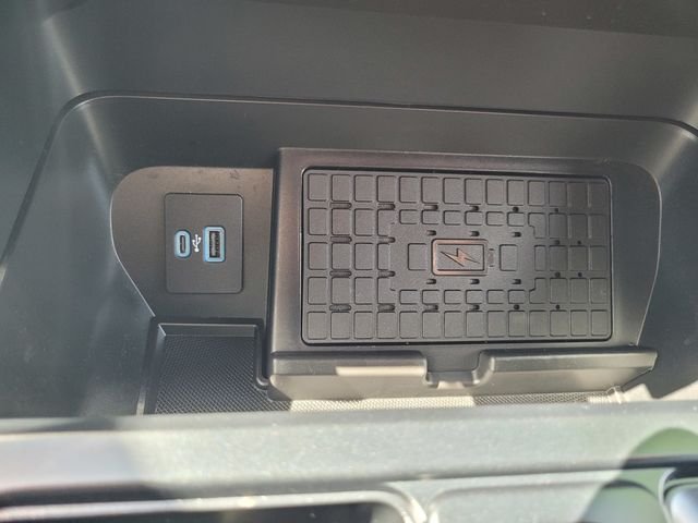 Used 2024 White Ford XLT image 26