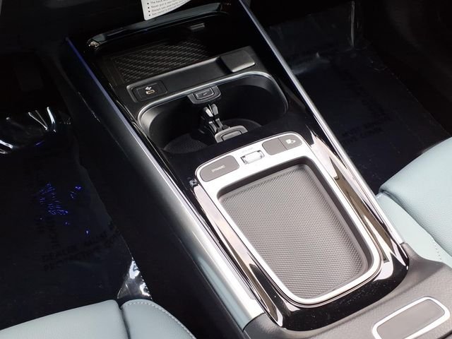 New 2026 Silver Mercedes-Benz GLA 250 image 7