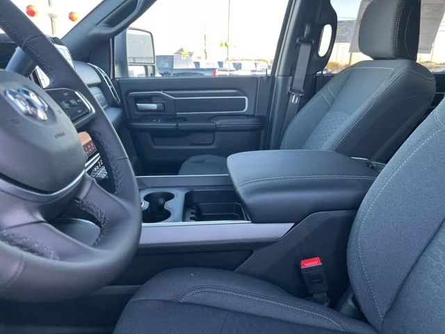 2026 RAM 2500 Big Horn - Photo 8