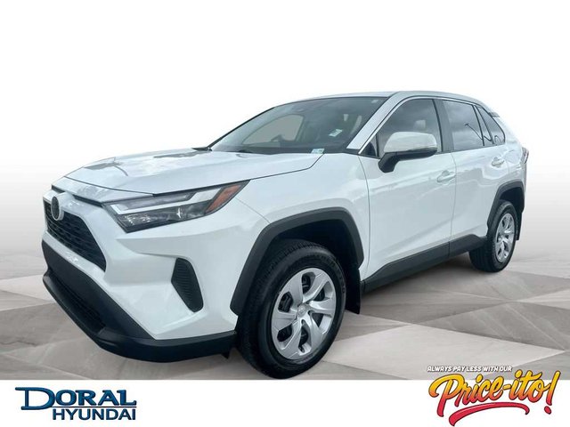 2025 Toyota RAV4 LE