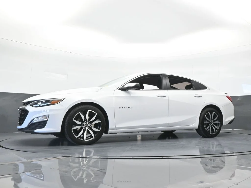 Used 2024 Summit White Chevrolet RS image 49