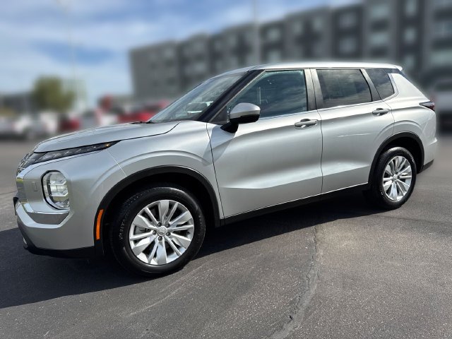 2025 Mitsubishi Outlander