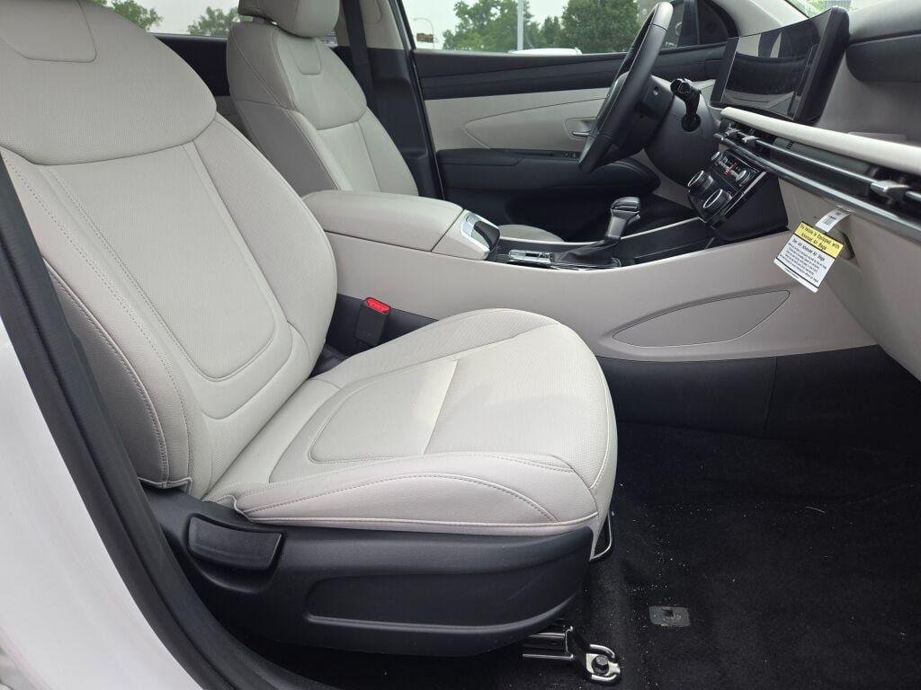 New 2025 Serenity White Pearl Hyundai SEL Convenience AWD image 7