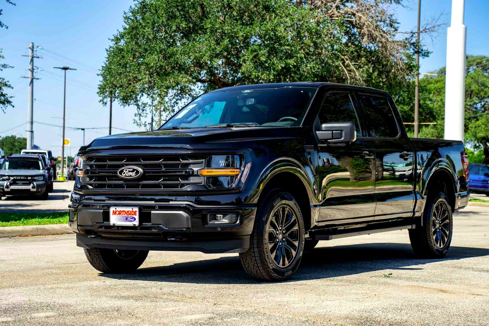 New 2026 Agate Black Metallic Ford XLT image 7
