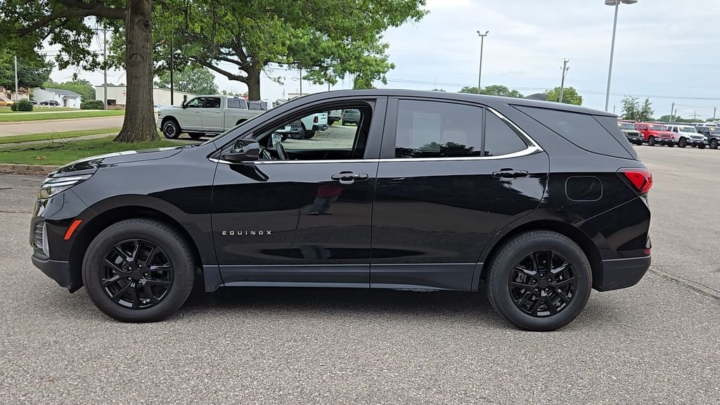 Used 2023 Black Chevrolet LT image 5