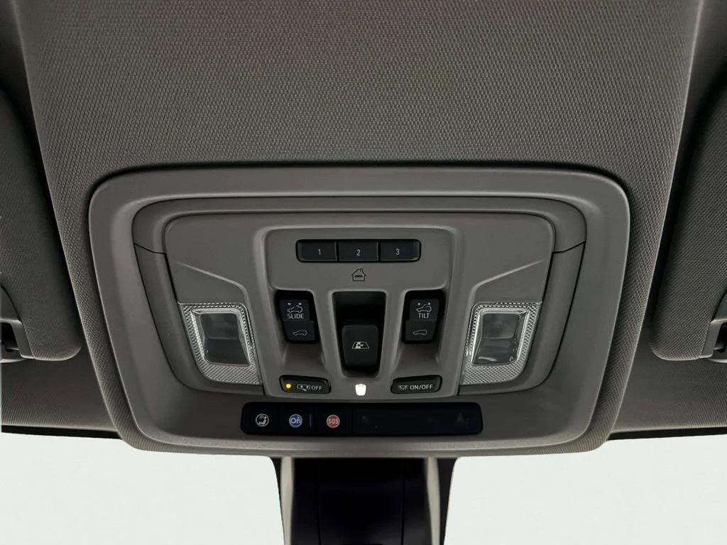 Used 2022 Pacific Blue Metallic GMC Denali image 24