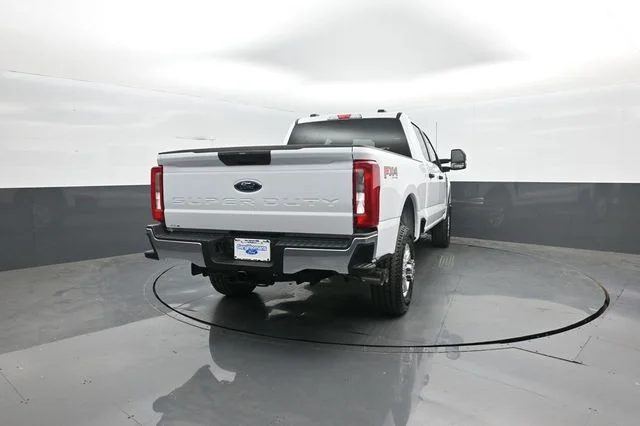 New 2026 Oxford White Ford F-350® XLT image 7