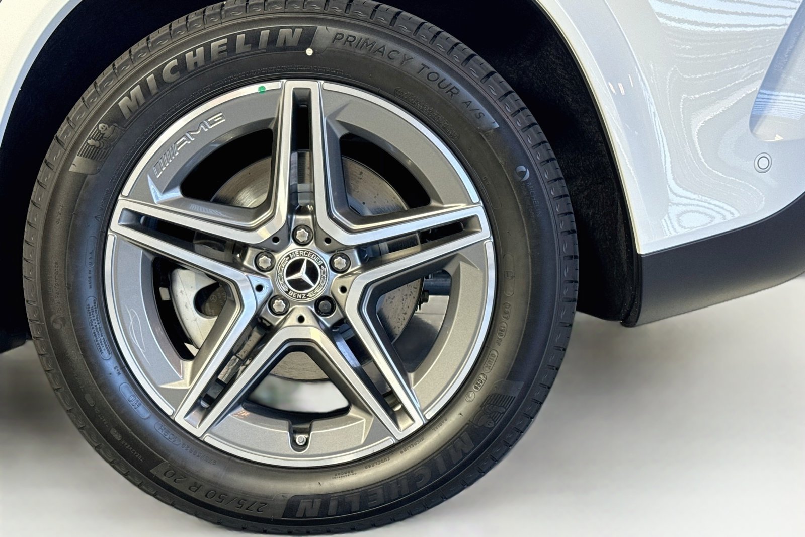 New 2026 Polar White Mercedes-Benz GLE 450 image 29