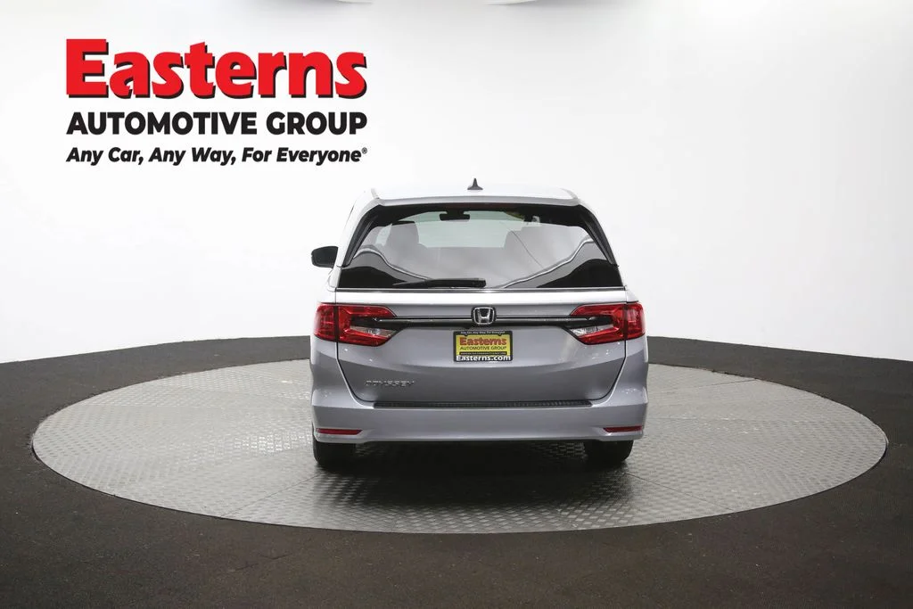 Used 2023 Silver Honda EX-L image 34