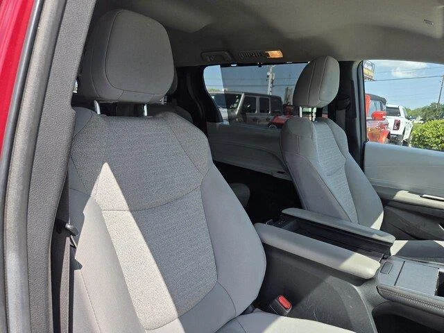 Used 2025 Ruby Flare Pearl Toyota LE image 32