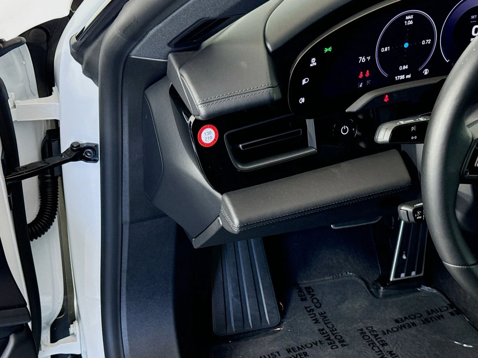 2025 Porsche Taycan S - Photo 10